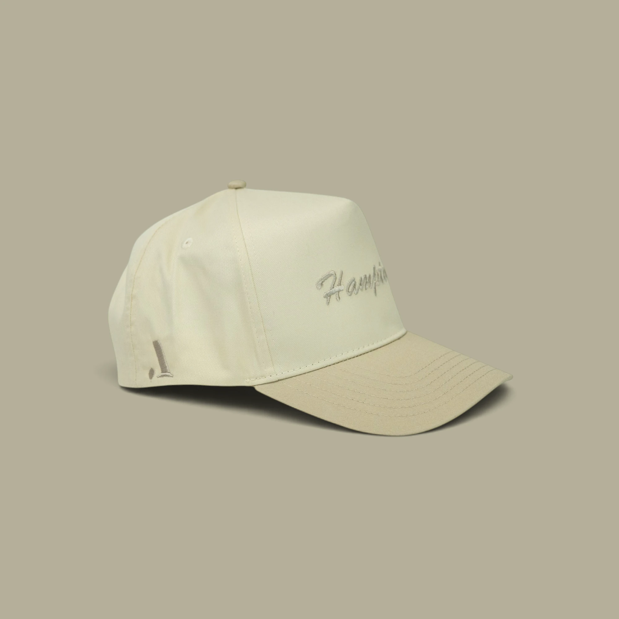 Hamptons Script Cap